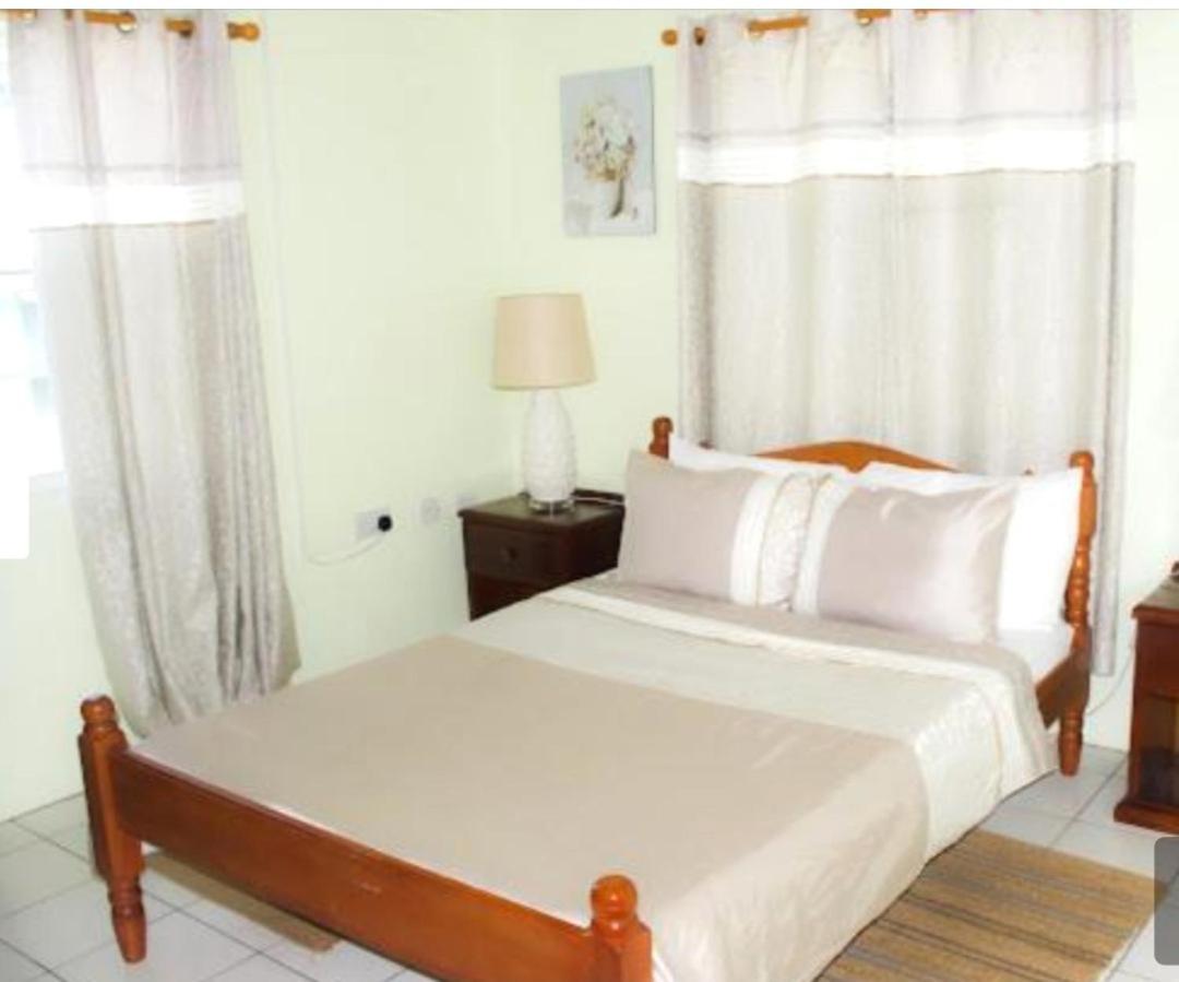 Silver View Apartments St. George's Kültér fotó